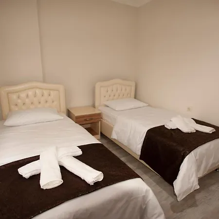 Aden Kar Aparthotel *